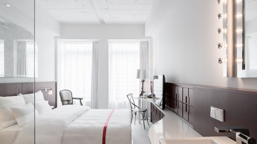 Ruby Mimi Zurich