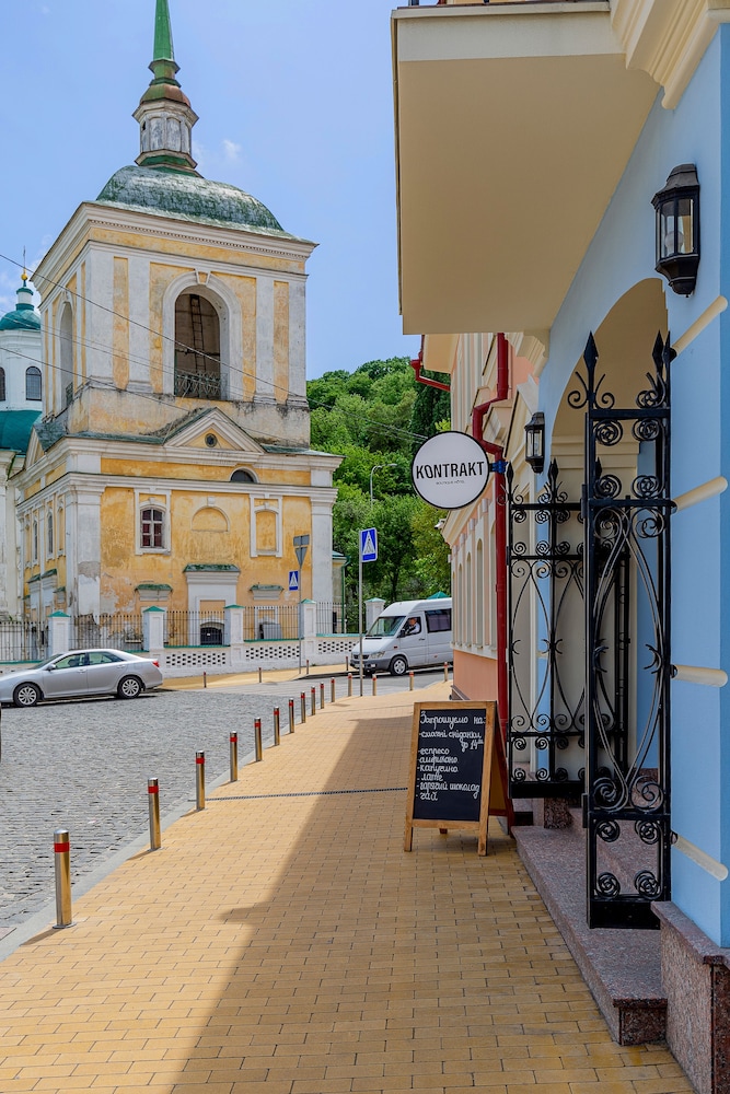 Photo - KONTRAKT Boutique Hotel