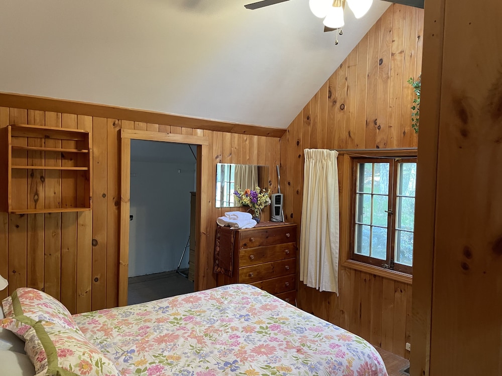 Lakefront House Rental facing South on Green Lake in Dedham