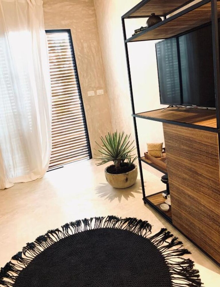 MADRE Holbox Apartments & Suites