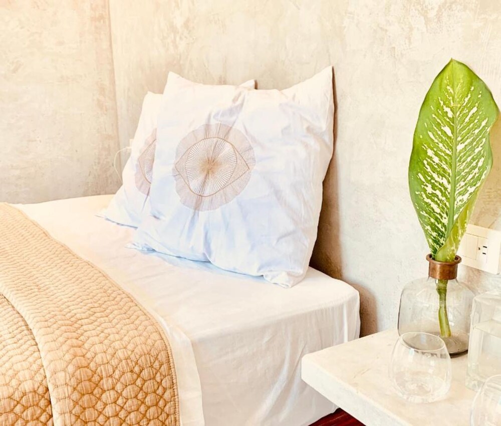 MADRE Holbox Apartments & Suites