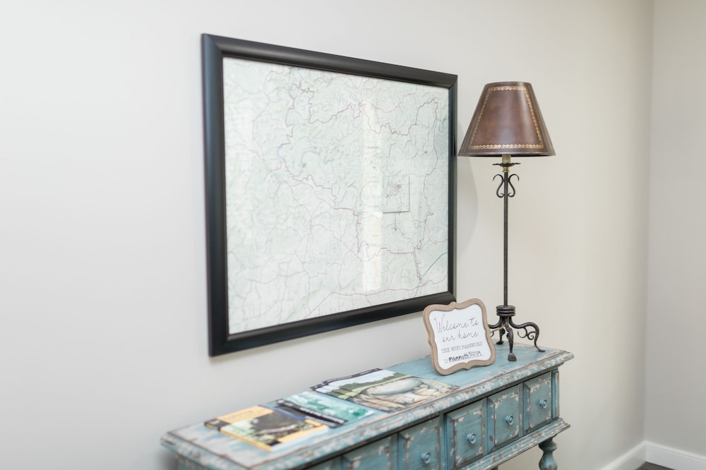 Mammoth Cave Getaway