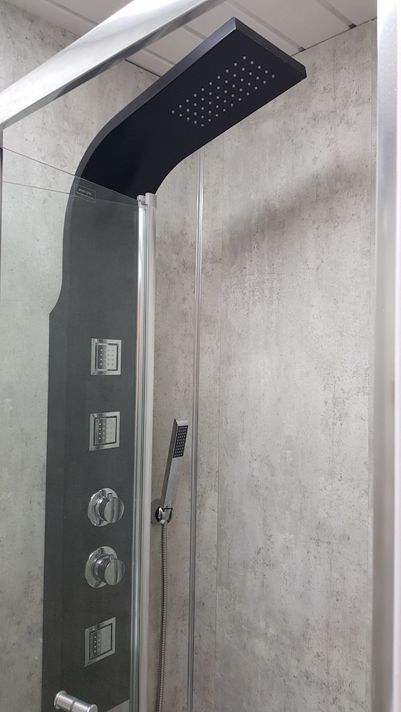 Impeccable 2-bed Apartment in Blackpool