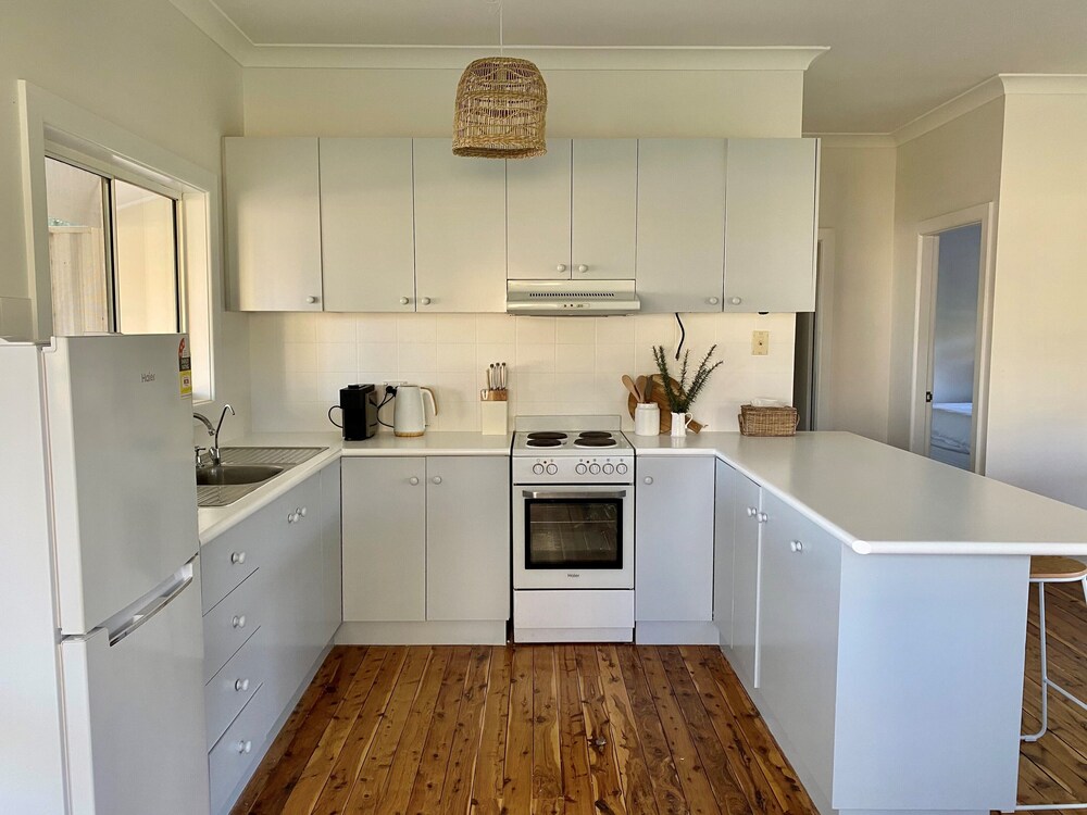 The River Cottage Pet friendly in Darlington Point Best Rates