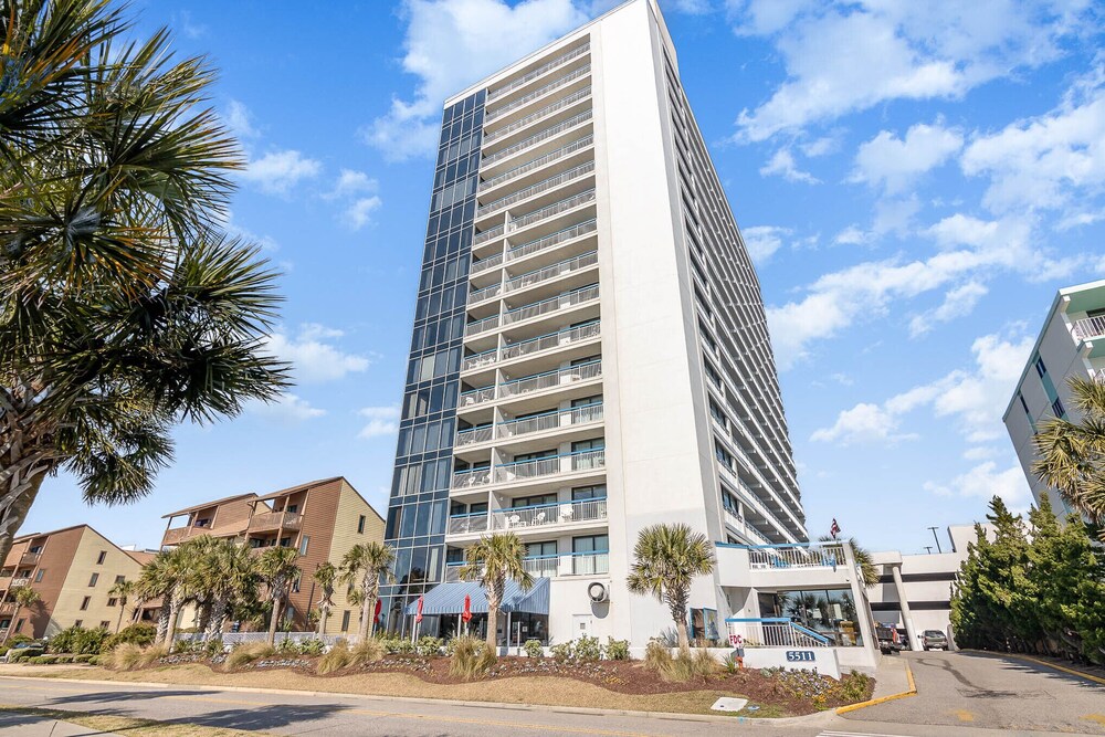 BEACH THEMED 1bd on CABANA ROW in Myrtle Beach