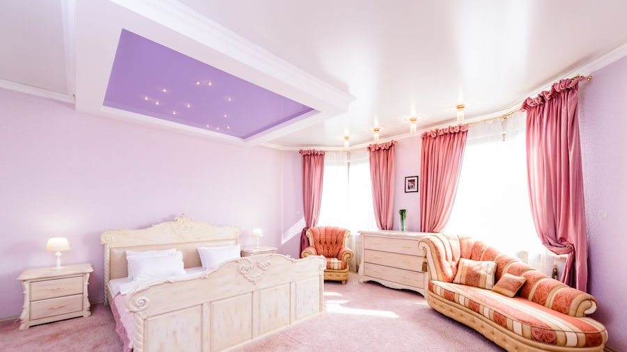 Penthouse. 2 levels. 6 rooms. 330 sqm