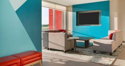 Avid Hotels Lexington - Hamburg Area, an IHG Hotel
