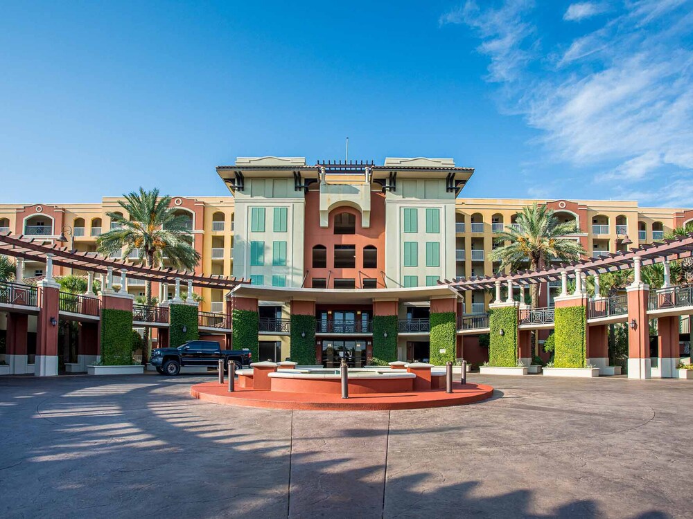 Spectacular Views | Free Seasonal Beach Service & Resort-Style Amenities