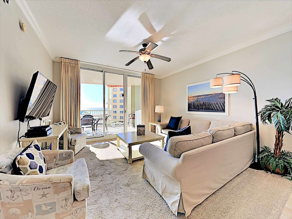 Spectacular Views | Free Seasonal Beach Service & Resort-Style Amenities