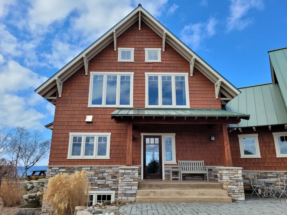 Custom Lake Michigan home with amazing views