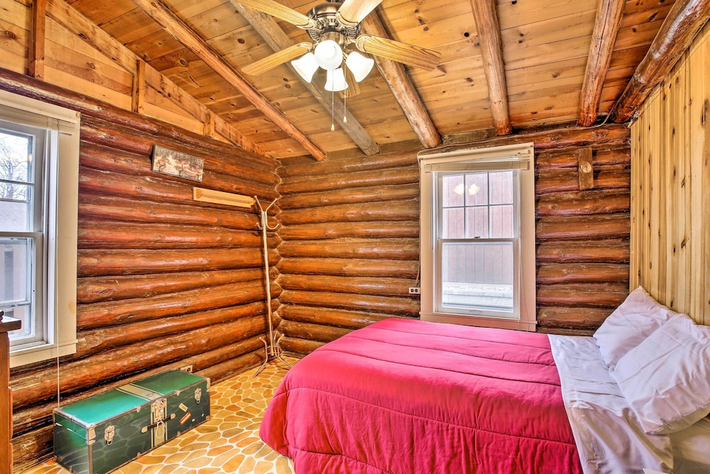 Lakefront 1930’s Log Cabin w/ Dock & Fire Pit! Rice Lake Vrbo