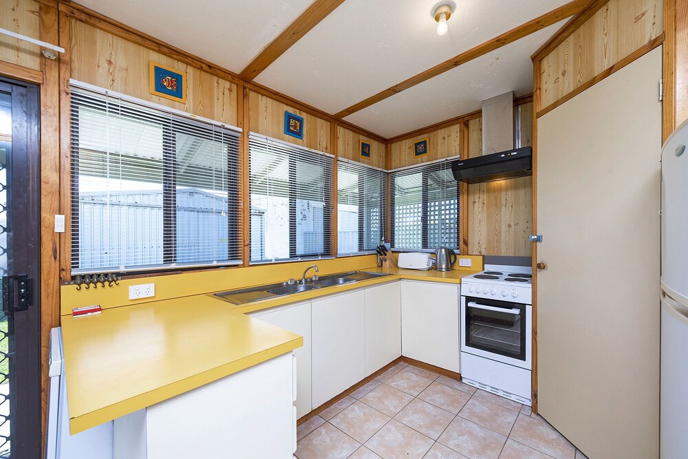 Large home with Fully enclosed grass yardPet Friendly. Deals & Reviews (Lancelin, AUS) Wotif