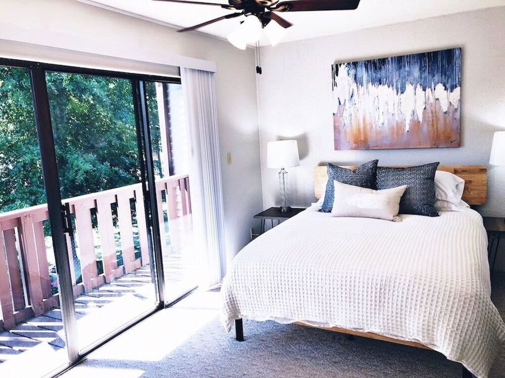 ★Cozy 2B/1.5B ♥ of Fairfield Glade KING BED, WIFI Fairfield Glade