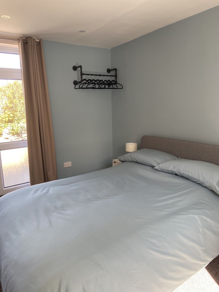 Homewood Airbnb, Combe Martin, Devon 300m to the Beach! Reviews