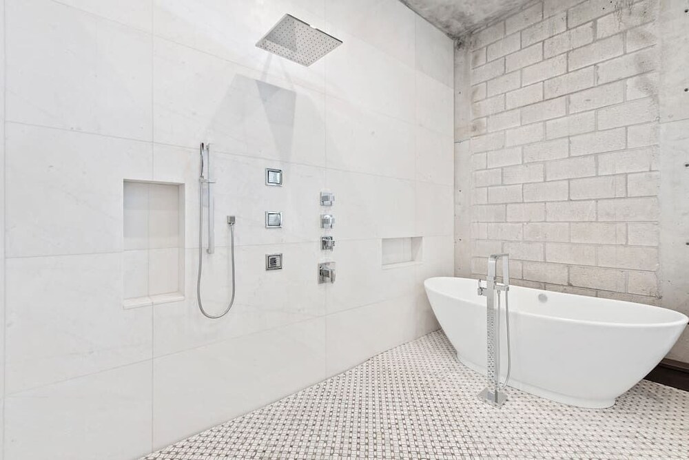 One of a kind Luxury Villa with Pool and jacuzzi !