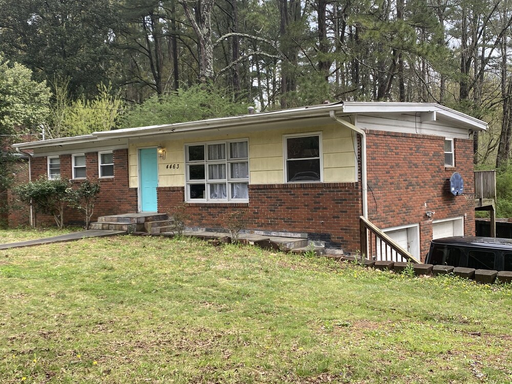 Lenox Mall Private 3Bed 2Bath WiFi TVinallRooms FreeParking