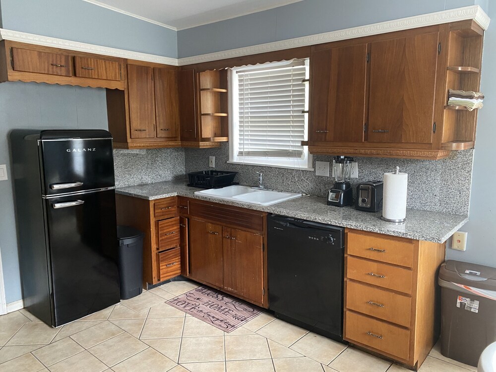 Lenox Mall Private 3Bed 2Bath WiFi TVinallRooms FreeParking