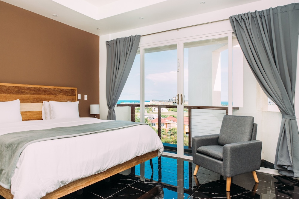 32BR Shalimar Vacation Townhouse, Frigate Bay, Saint Kitts. Frigate