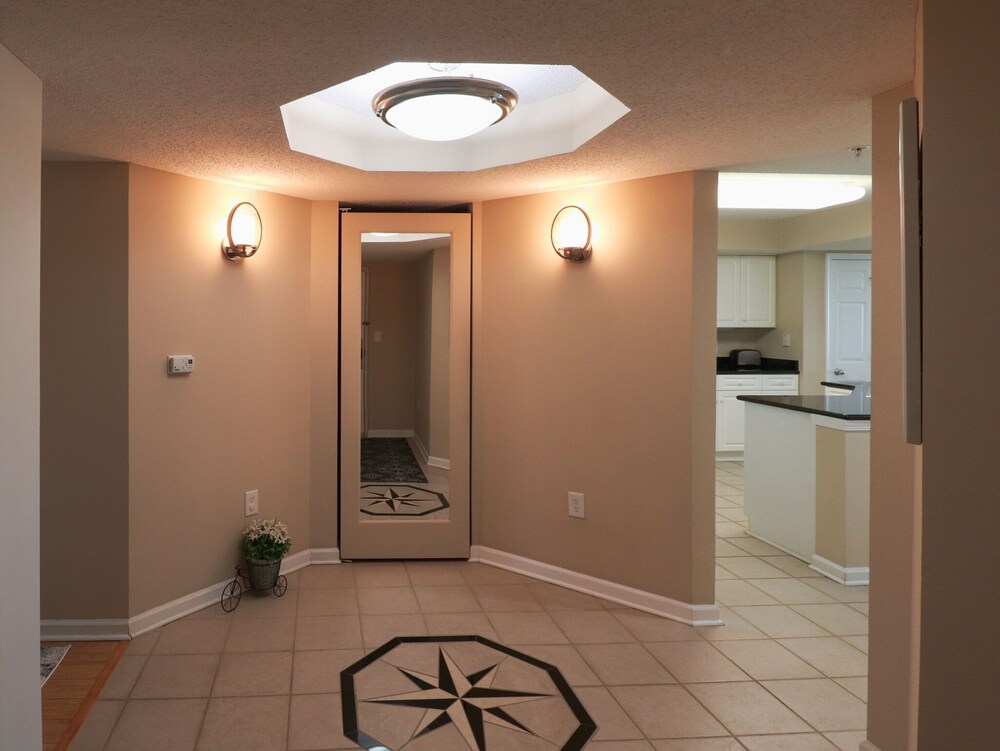 Yacht Club Villas #1-201 3 Bedroom Condo