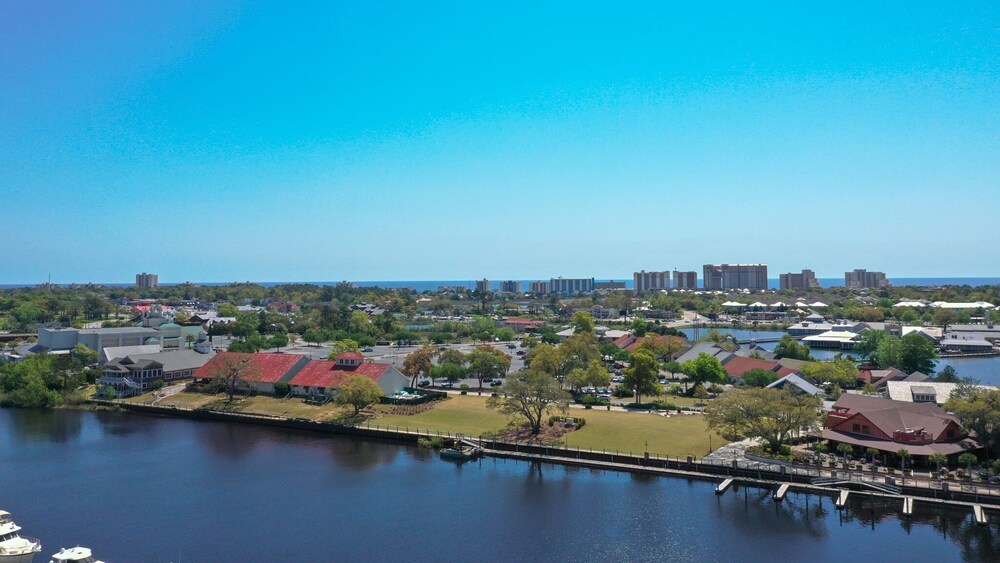 Yacht Club Villas #1-201 3 Bedroom Condo