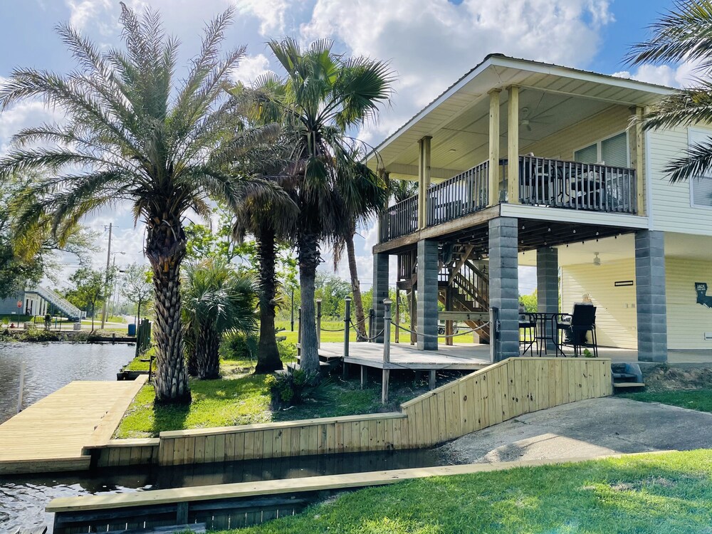 Waterfront Camp in Jourdan River Estates Deals & Reviews (Bay St