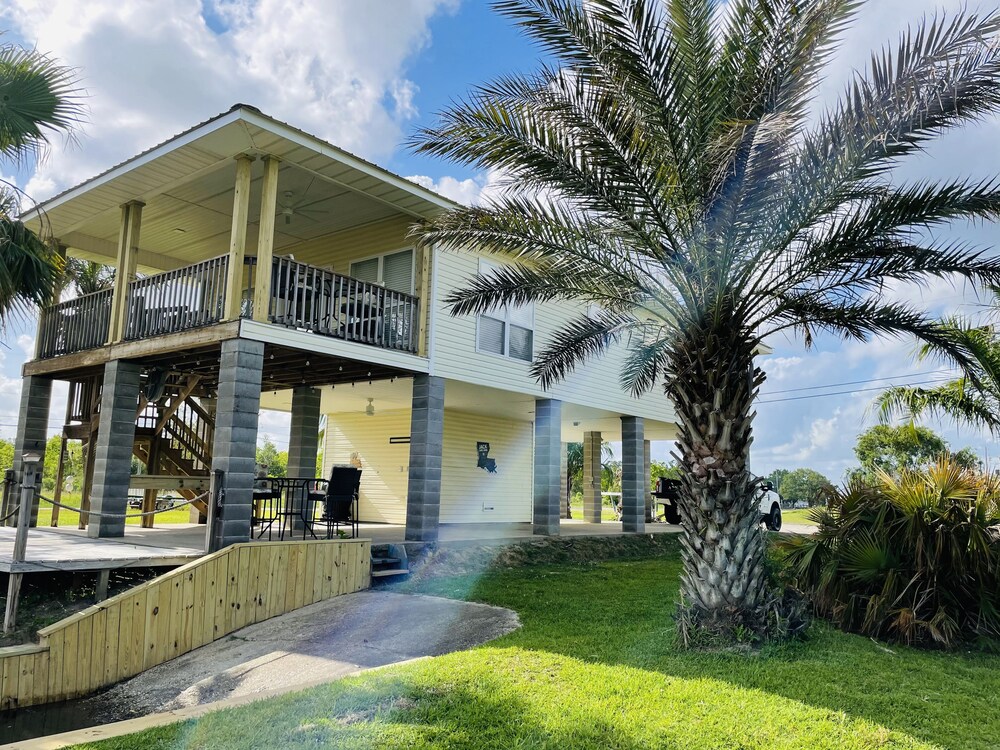 Waterfront Camp in Jourdan River Estates Deals & Reviews (Bay St