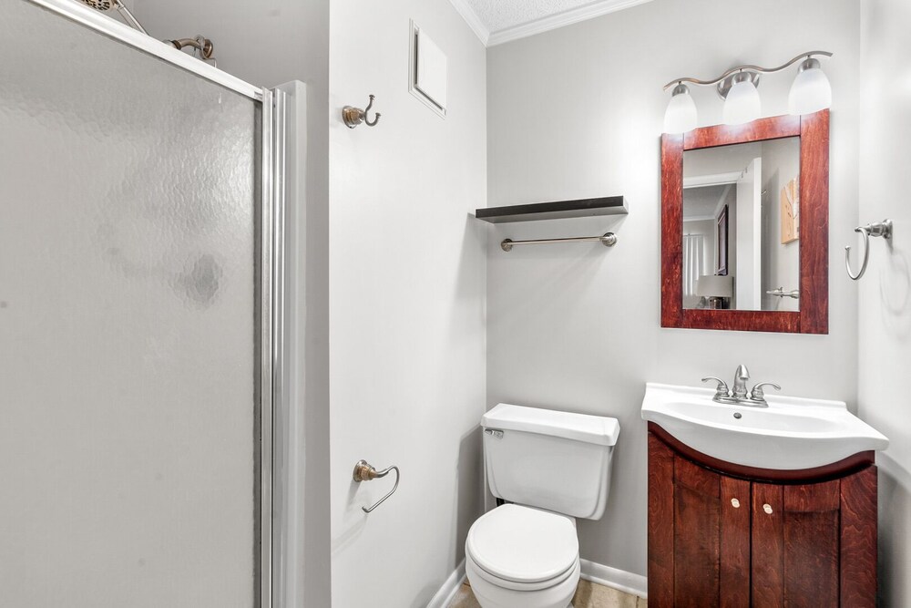 Location, location, location--and amenities galore! Beachfront or ocean view