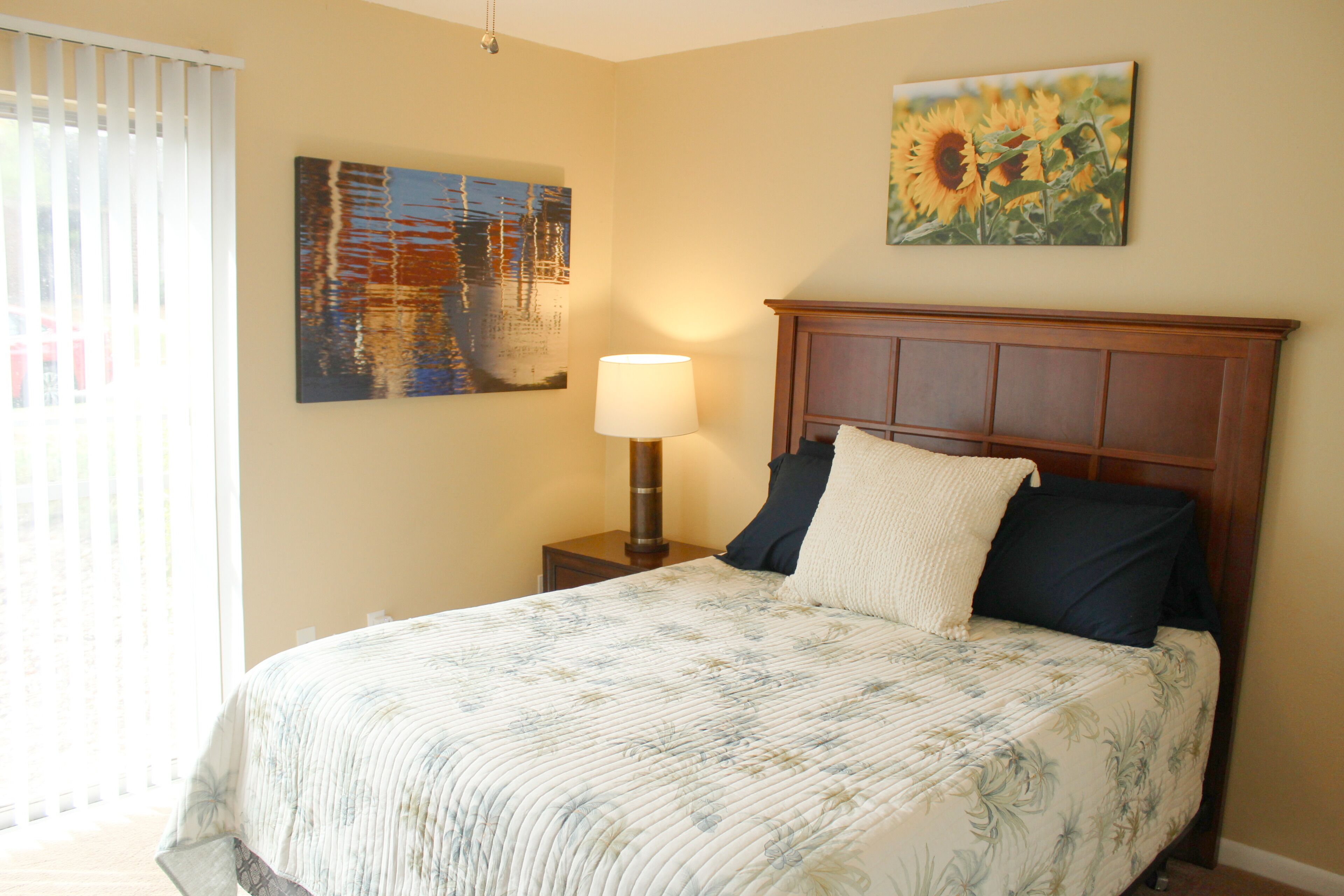 Gainesville Oasis C-5!  Walk to UF & Shands. in Gainesville, United States
