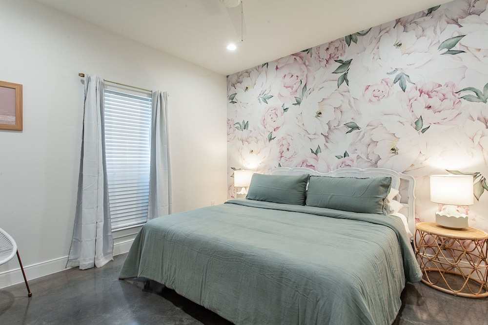 The Sterling House Brand New Home Steps from Magnolia Waco Vrbo