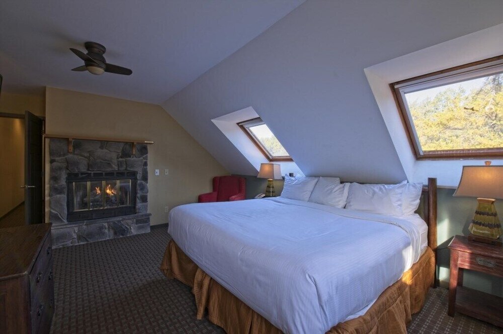 Christmas Mountain Village™ 2 Bedroom Villa Deals & Reviews