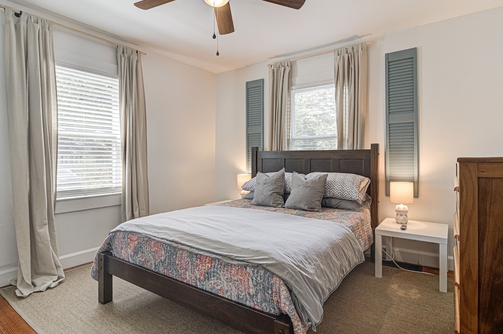 Deacon Stays The Brookwood Walk to WFU WinstonSalem Vrbo