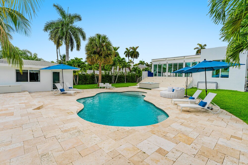 EXCLUSIVE PRIVATE RETREAT IN MIAMI !!!!