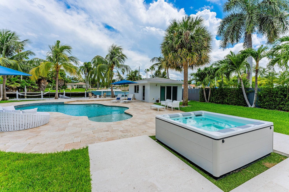 EXCLUSIVE PRIVATE RETREAT IN MIAMI !!!!