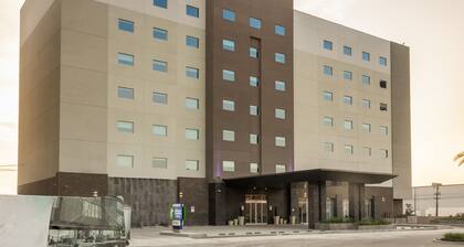 Holiday Inn Express & Suites Tijuana Otay, an IHG Hotel