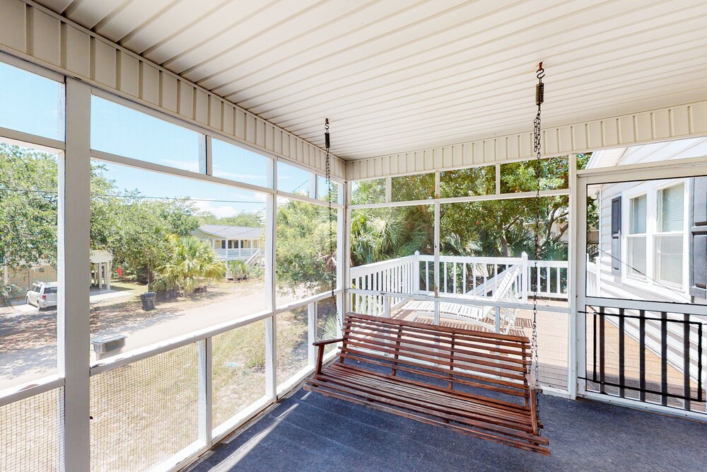 A Block and a Half to the Beach! Dog-Friendly Home w/ Screened Porch & WiFi!