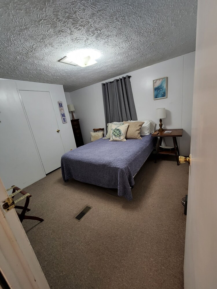 Country living lake style near Santee Clarendon County Vrbo