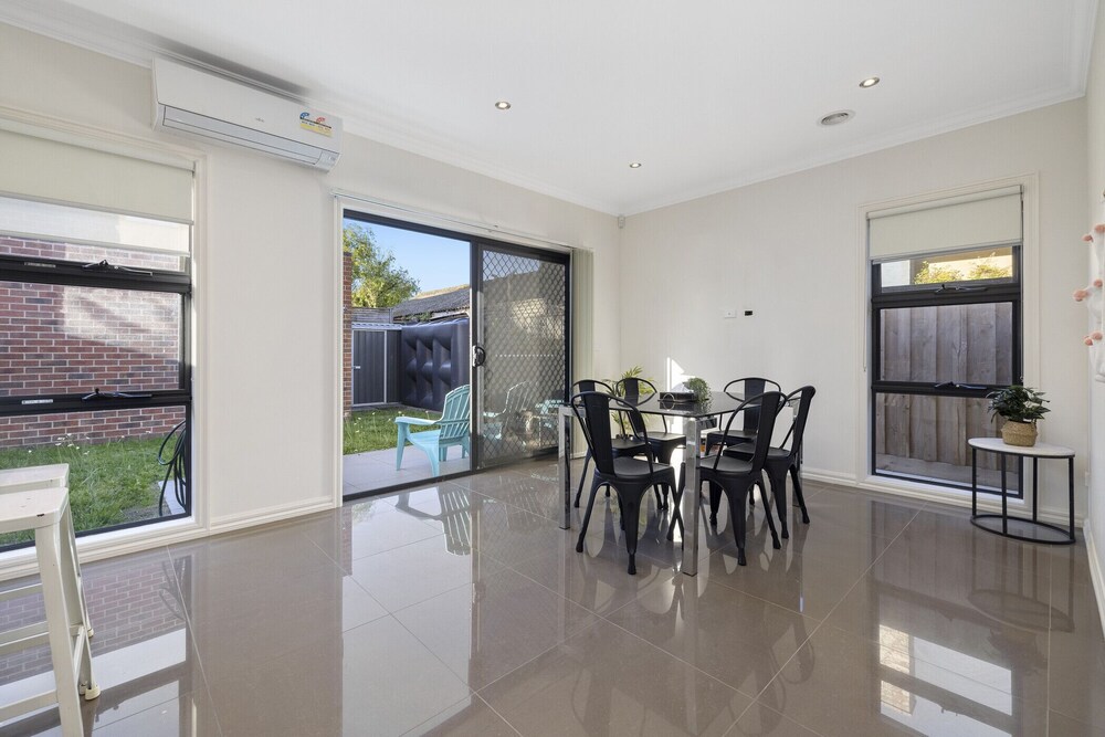 Domi Rentals The Argyle Residence Deals & Reviews (Melbourne, AUS