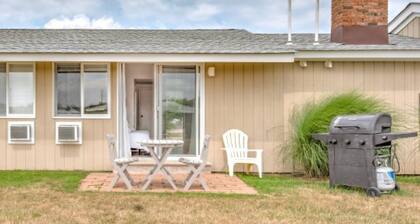 Unit 12 Deluxe Dbl Queen - Bungalows at Common Ground