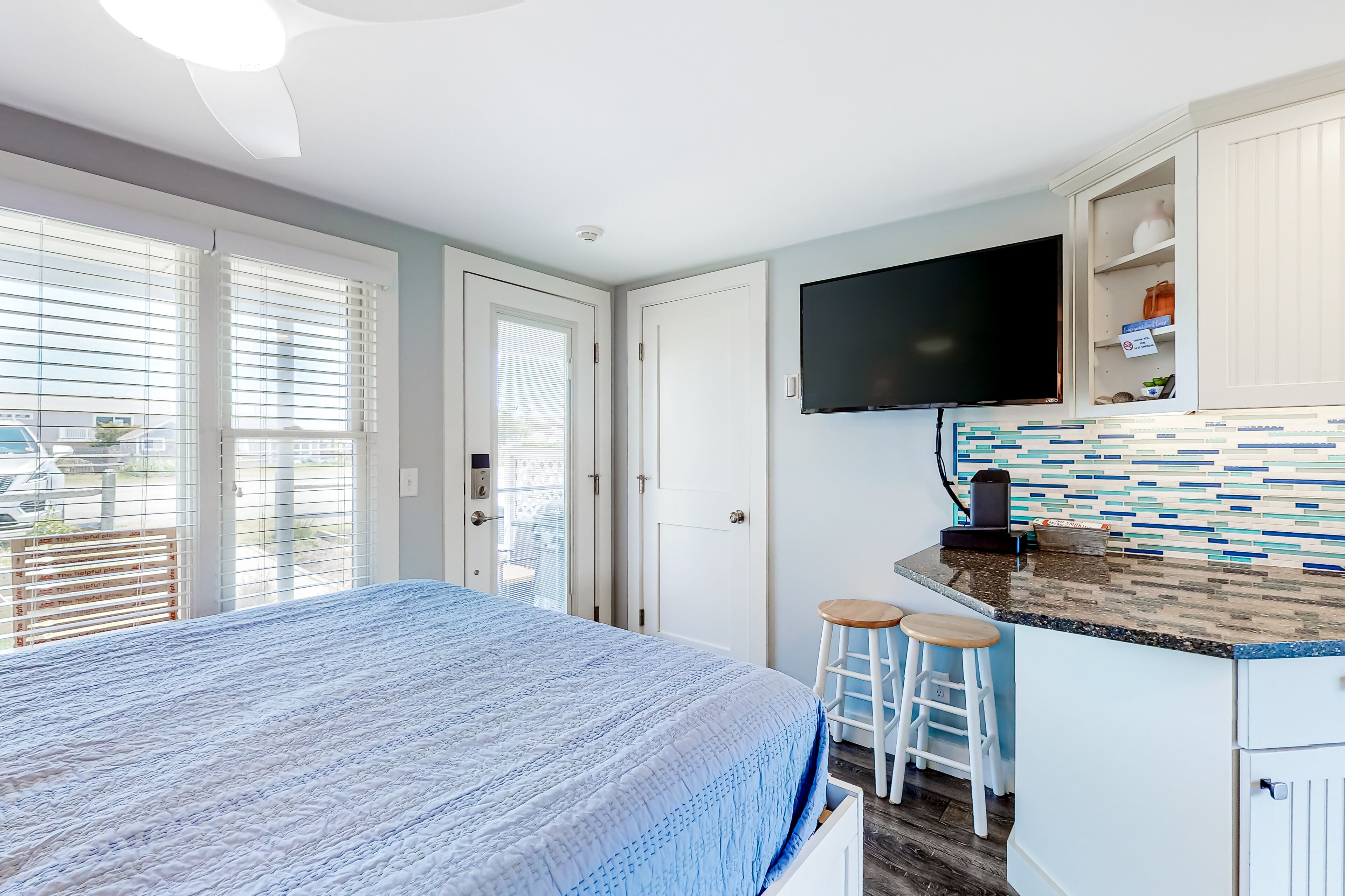 Wonderful Oceanside Home W Free Wifi Deck Private Gas Grill Steps From Beach 口コミ 部屋写真 料金 お得情報 エクスペディア