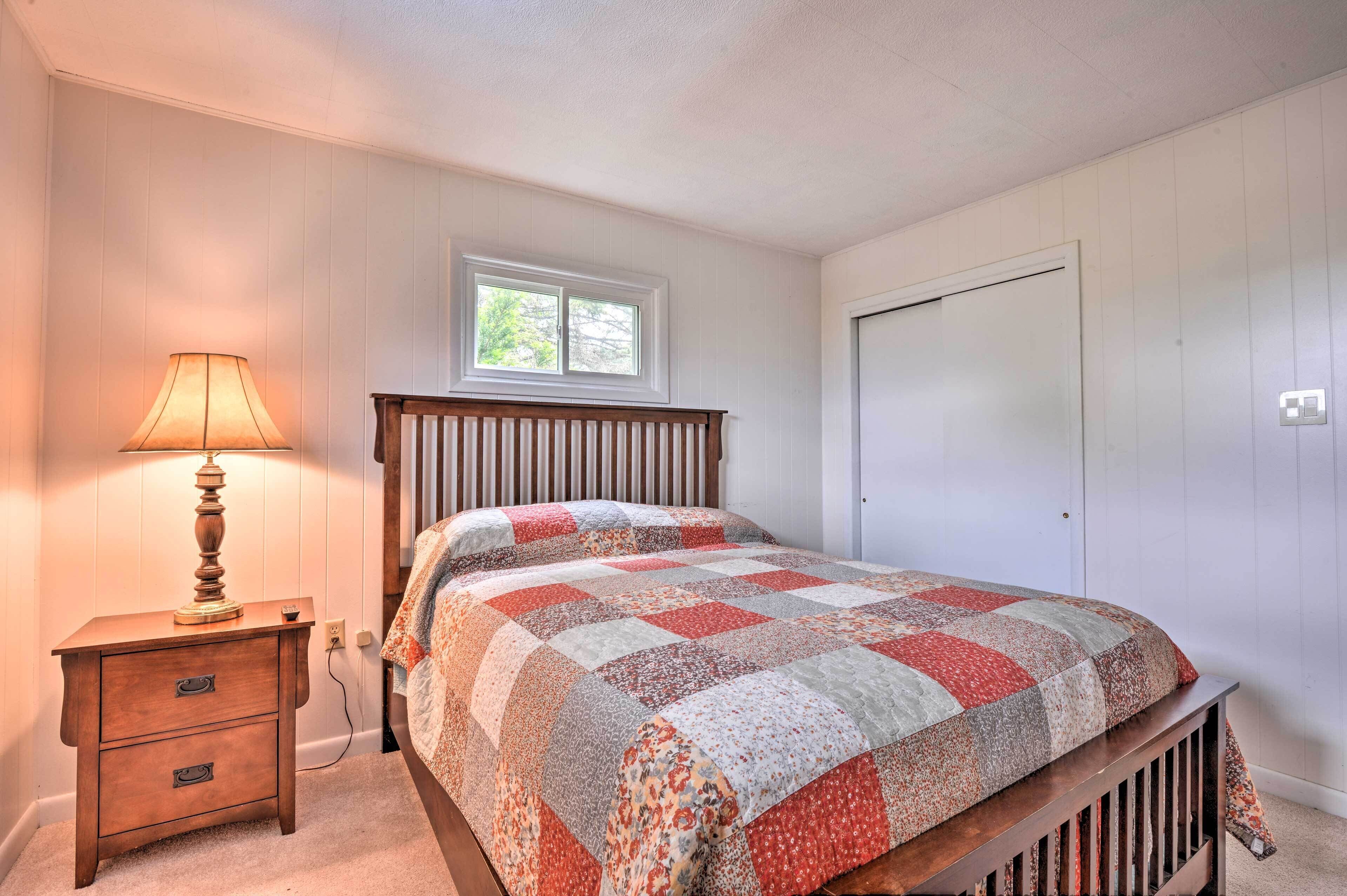 NEW! Serene Family Home: 3 Mi to Hike, Bike & Swim in Altoona, United States