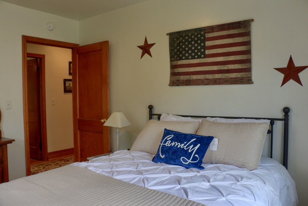 "Your home away from home, close to skiing and the battlefields of Gettysburg. 