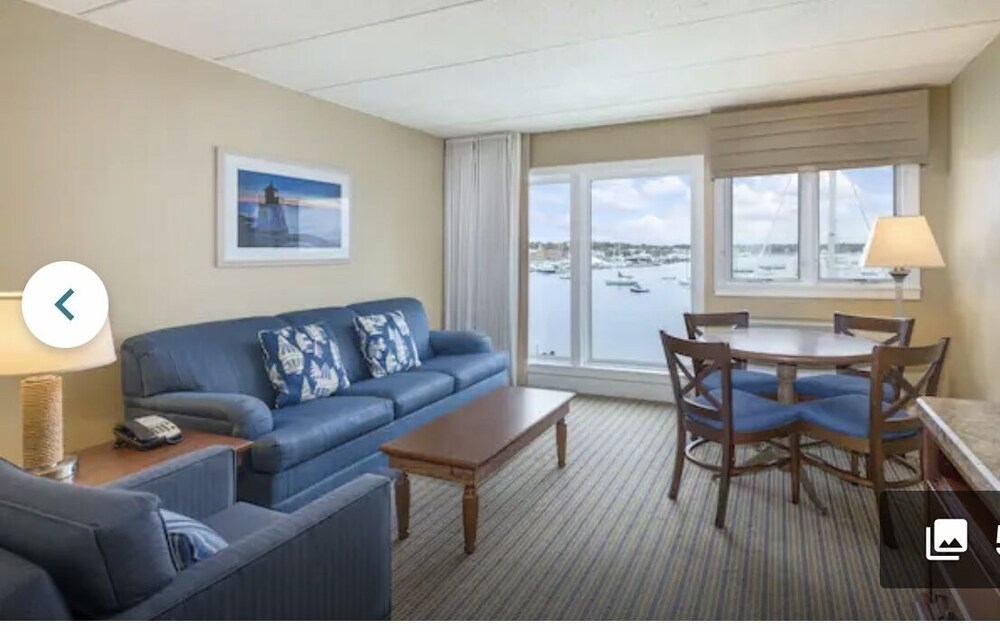 5 Washington Street Newport, RI 02840 Newport Vrbo