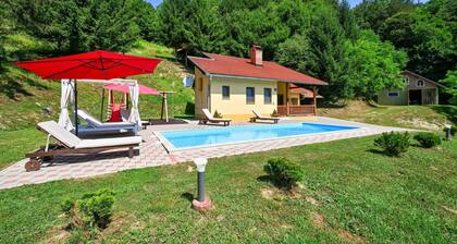 Nice Home in Tuhelj With Sauna, Wifi and Outdoor Swimming Pool