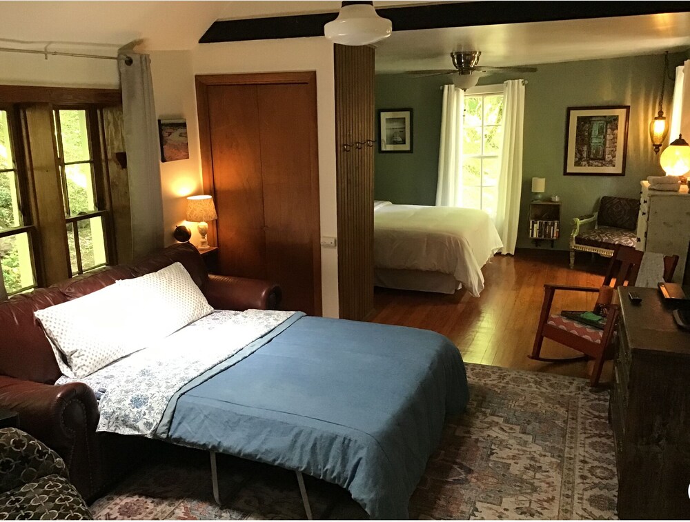 Creekside Cottage (Pet Friendly/Hot Tub) Eureka Springs Vrbo