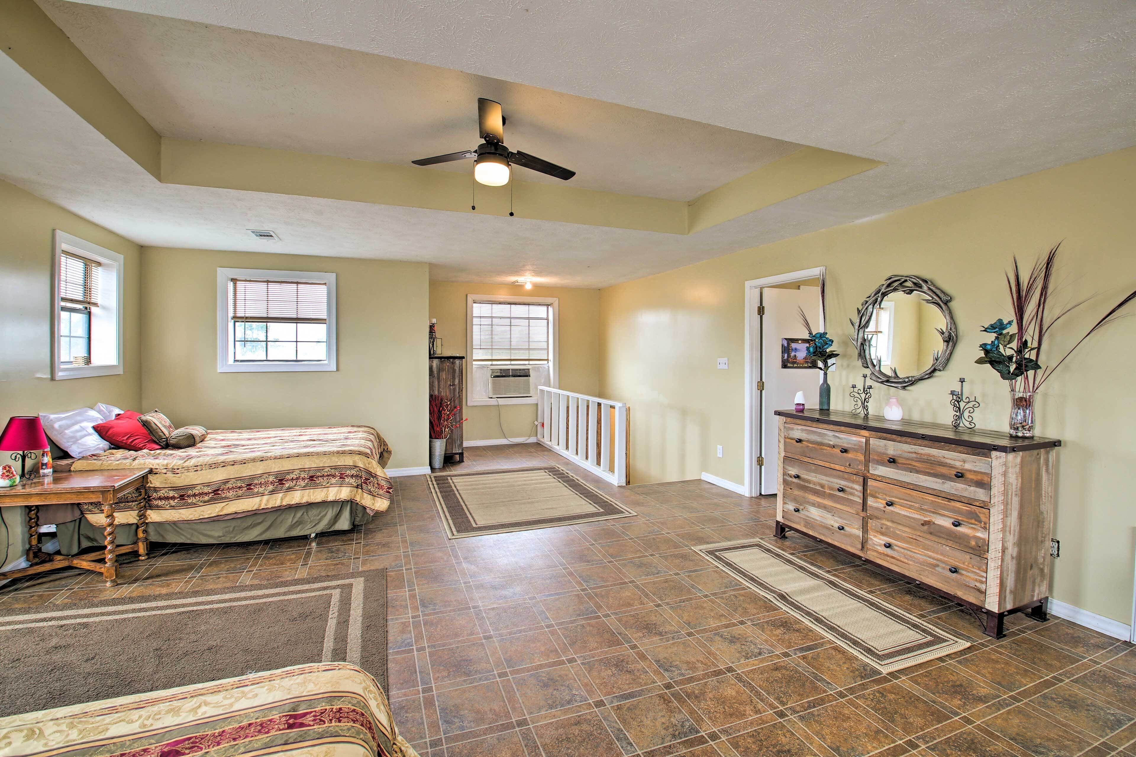 New Secluded Angler S Haven Fish Boat On Site 22 Room Prices Deals Reviews Expedia Com