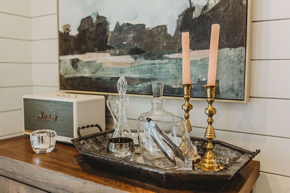 Loma House-heated pool, hot tub, sauna, walk to Warren Dunes!