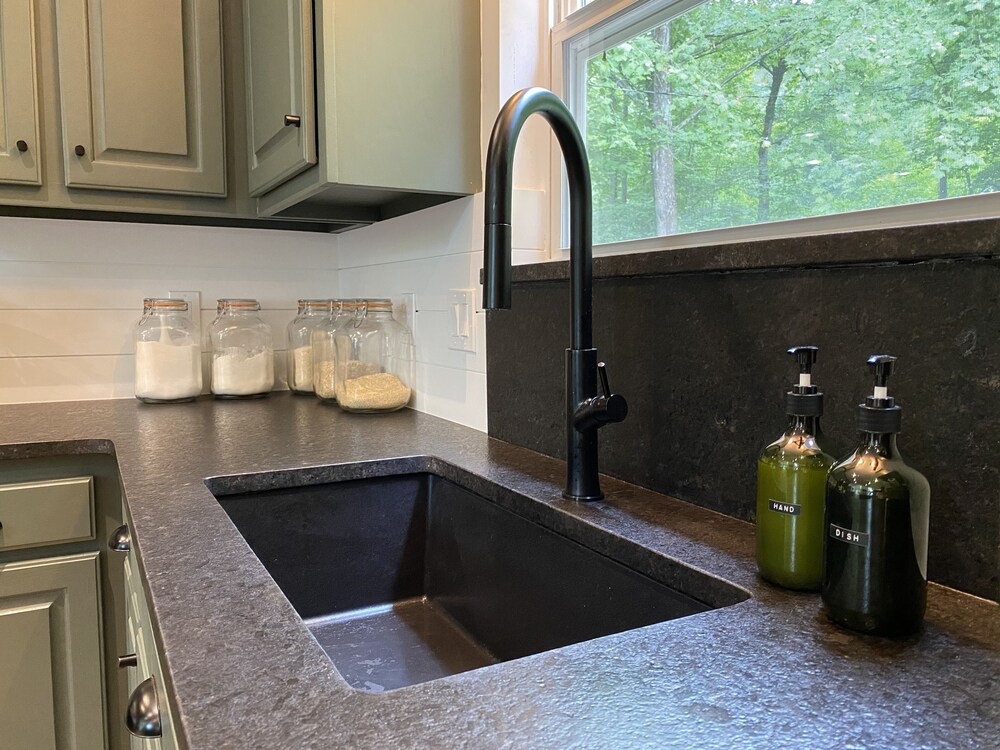 Modern Luxury at Lake Burton *NEW*