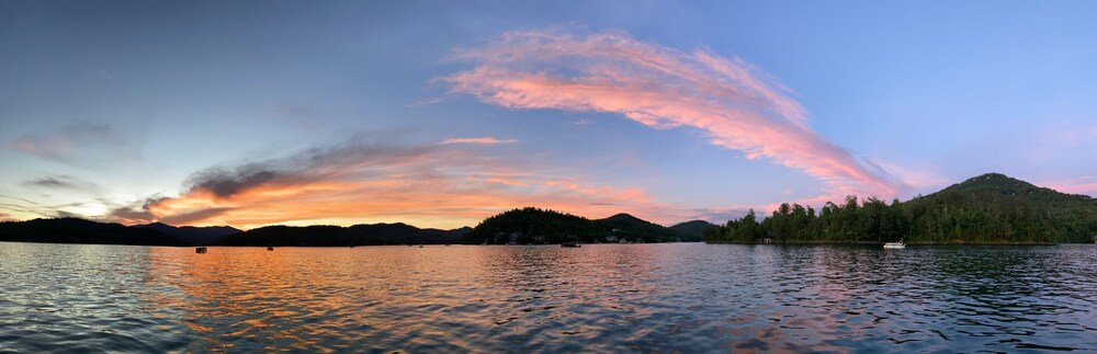 Modern Luxury at Lake Burton *NEW*