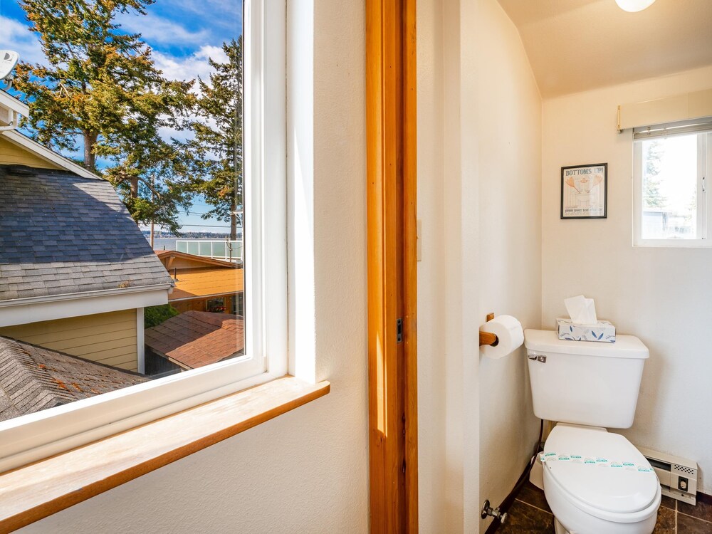 Water view, walking distance to beach BBQ BBH4830a Birch Bay Vrbo