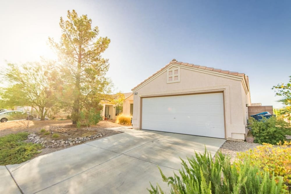 Drake · The great get away, comfortable, clean and quiet.